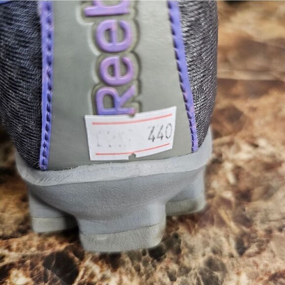 Reebok women's Realflex running  gray shoe size 11.   440 - Picture 10 of 10